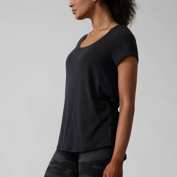 Athleta Stratus Tee - Picture 3 of 5